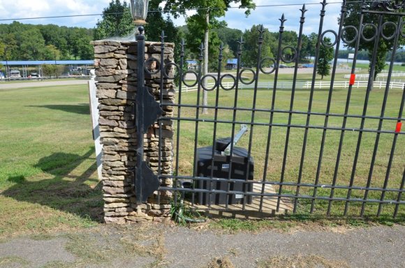 RVRSTONE II GATE SAGGING