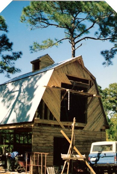 CONVERT POLE SHED TO BARN (7)