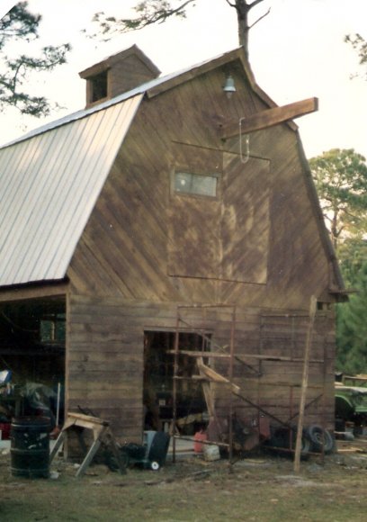 CONVERT POLE SHED TO BARN (8)