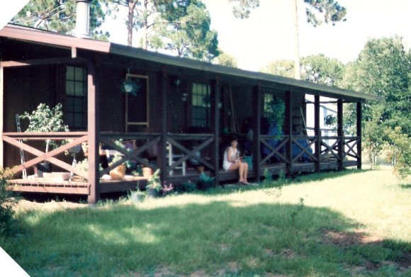 FL PORCH & STOVE (11)